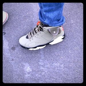 Jordan 6 retros travis Scott